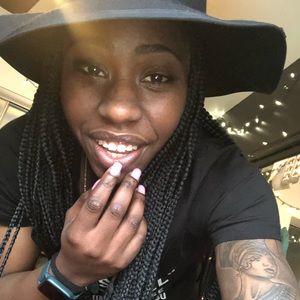 Meet your Posher, Delilah